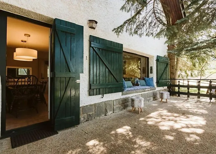 Casa Fir By Cardi Semesterbostad