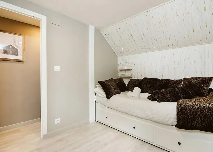 Semesterbostad Casa Fir By Cardi