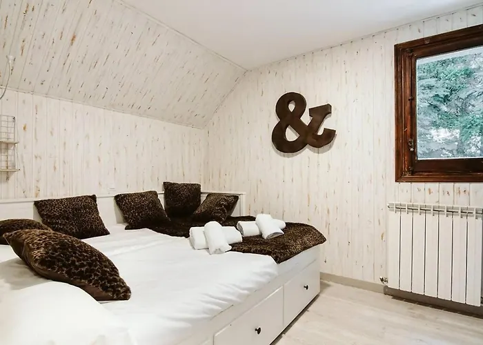 Casa Fir By Cardi Semesterbostad *